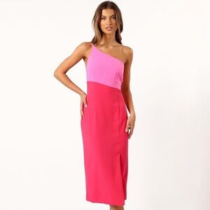 Petal & Pup Xiomar One-Shoulder Dress in Pink